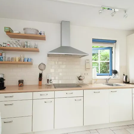 Hotel In With Fenced 3*